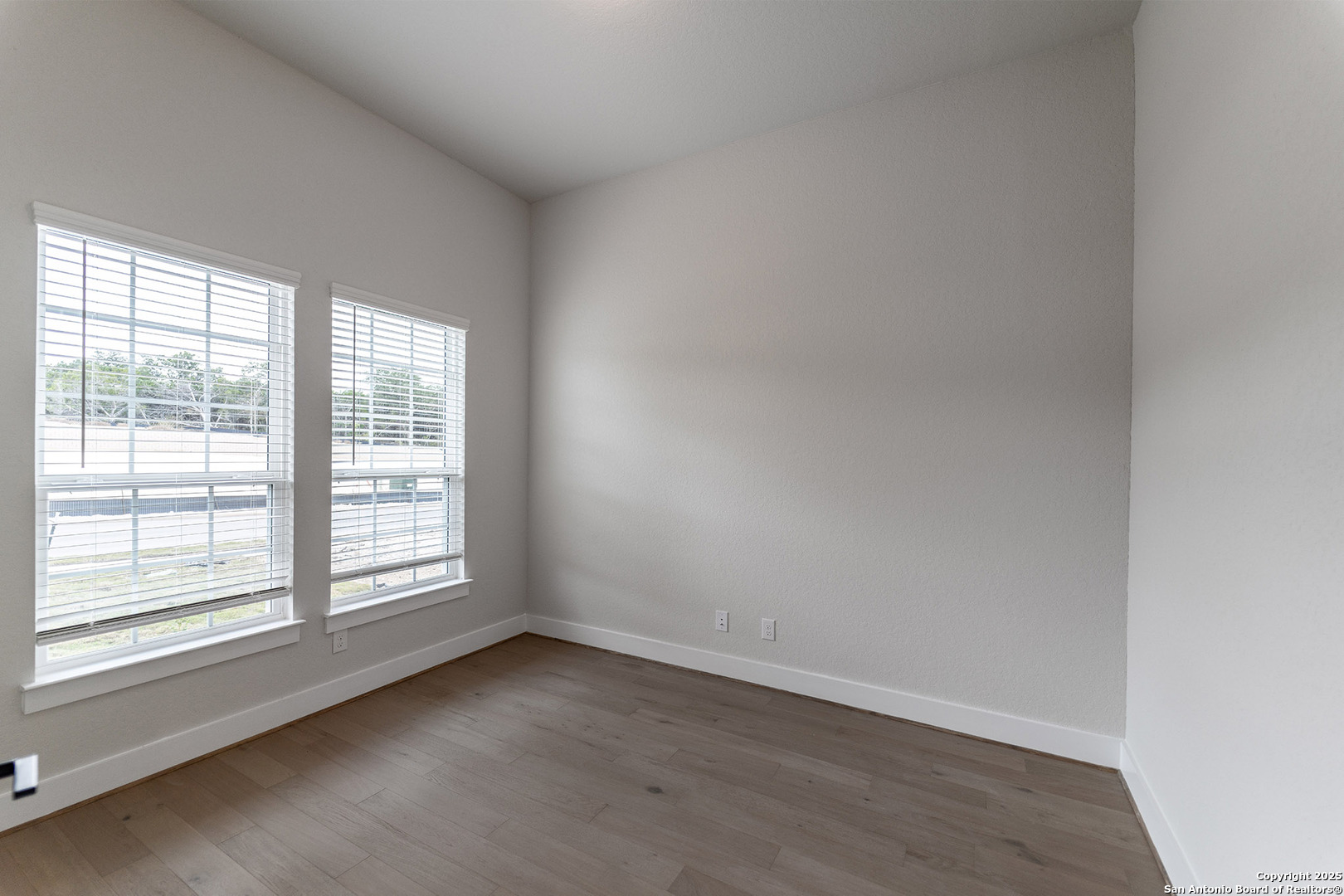 145 Hazel Way Mico TX 78066