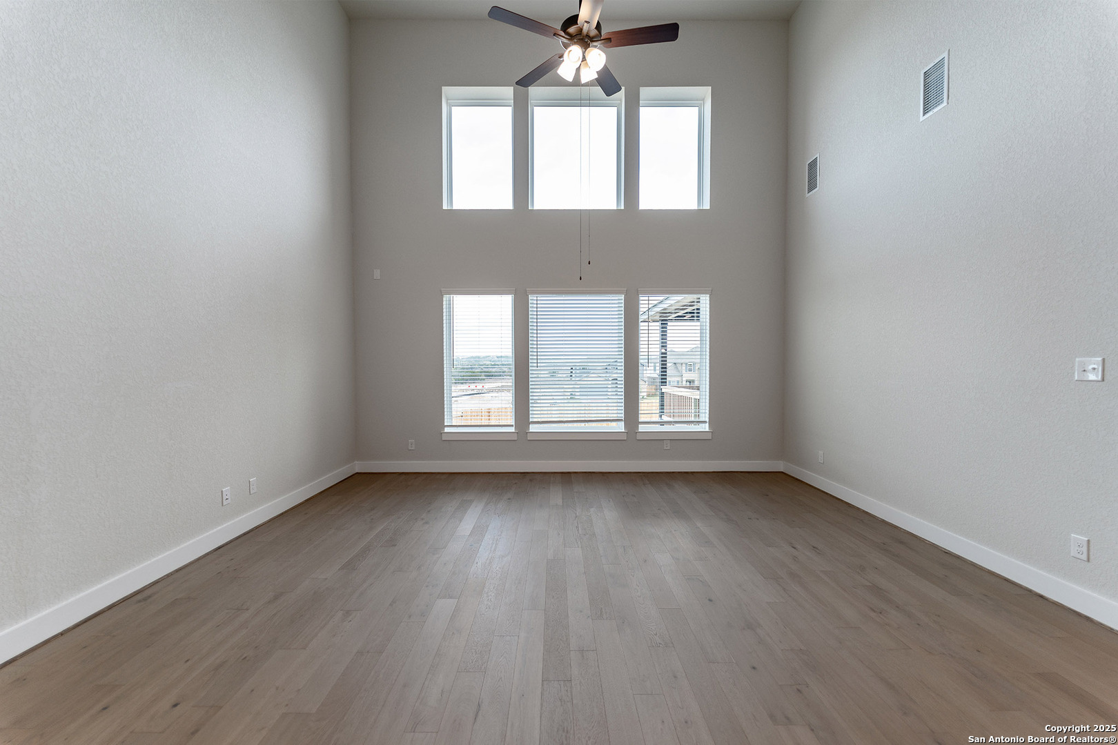 145 Hazel Way Mico TX 78066