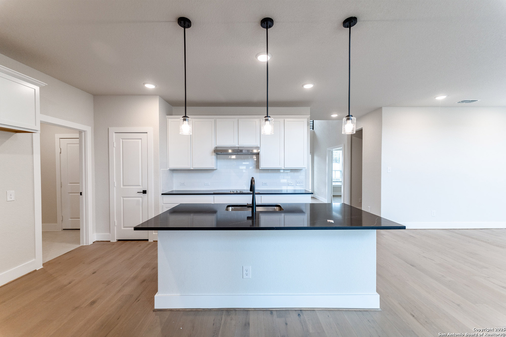 145 Hazel Way Mico TX 78066
