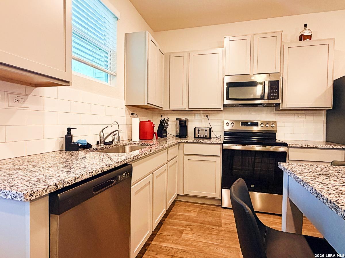 5951 Cinnabar Corner San Antonio TX 78222