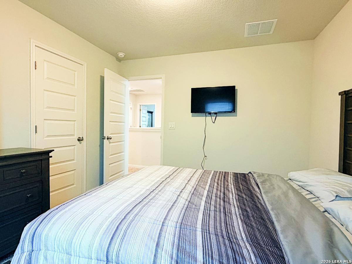 5951 Cinnabar Corner San Antonio TX 78222