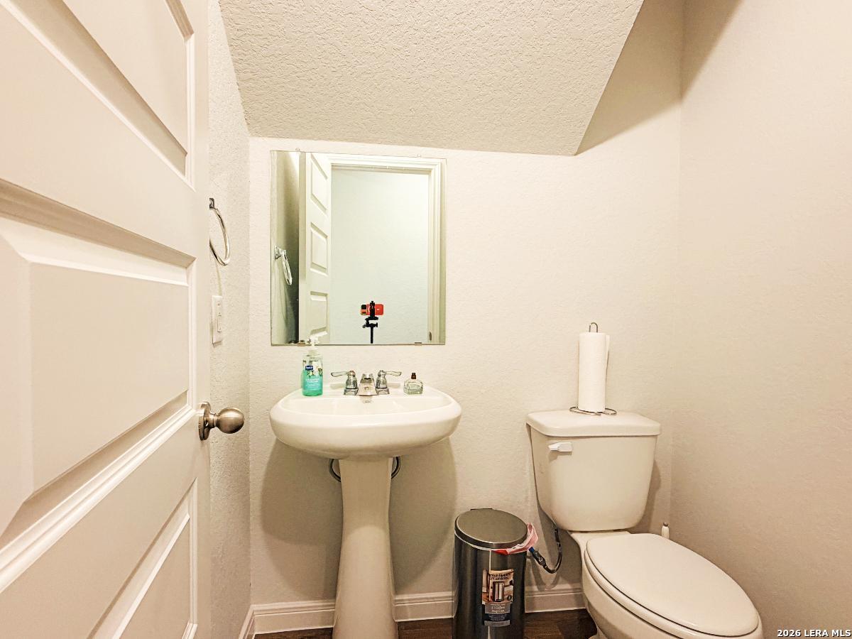 5951 Cinnabar Corner San Antonio TX 78222