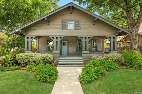 301 Queen Anne Court San Antonio TX 78209