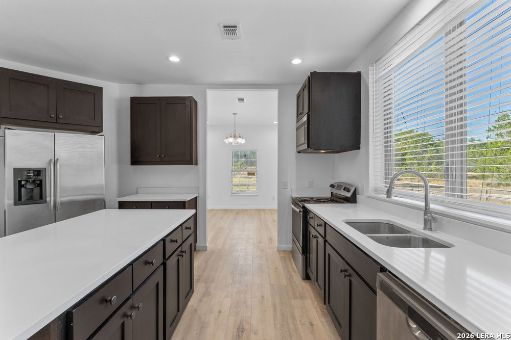 323 Lakeside Lakehills TX 78063