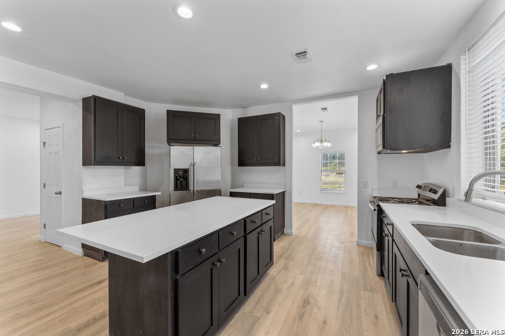 323 Lakeside Lakehills TX 78063