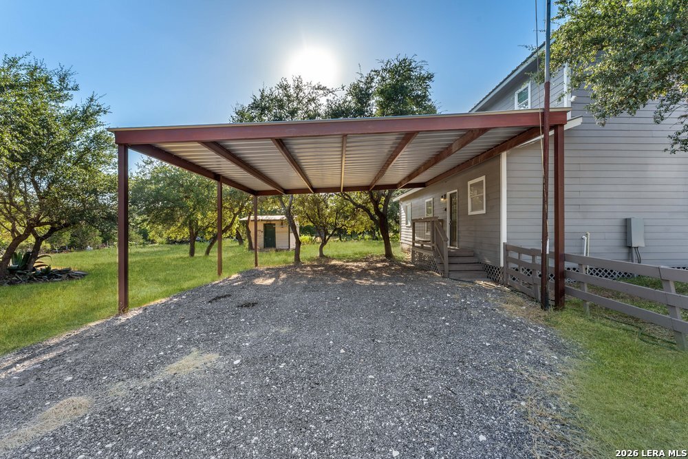 323 Lakeside Lakehills TX 78063