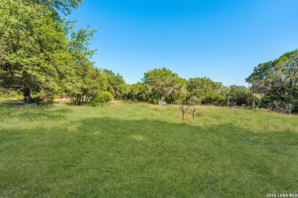 323 Lakeside Lakehills TX 78063