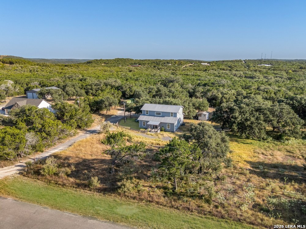323 Lakeside Lakehills TX 78063