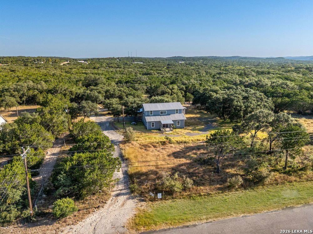 323 Lakeside Lakehills TX 78063