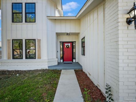 8403 Maple Ridge San Antonio TX 78239