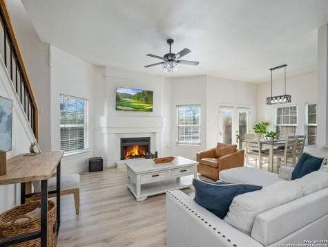 8403 Maple Ridge San Antonio TX 78239