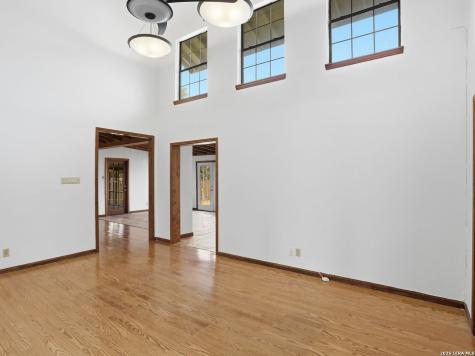 543 Robinhood Alamo Heights TX 78209