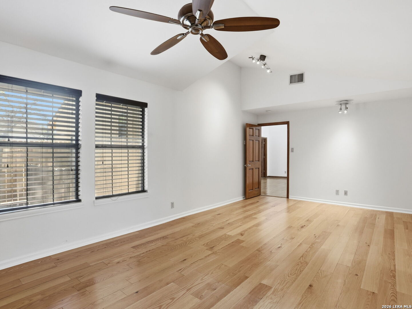 543 Robinhood Alamo Heights TX 78209