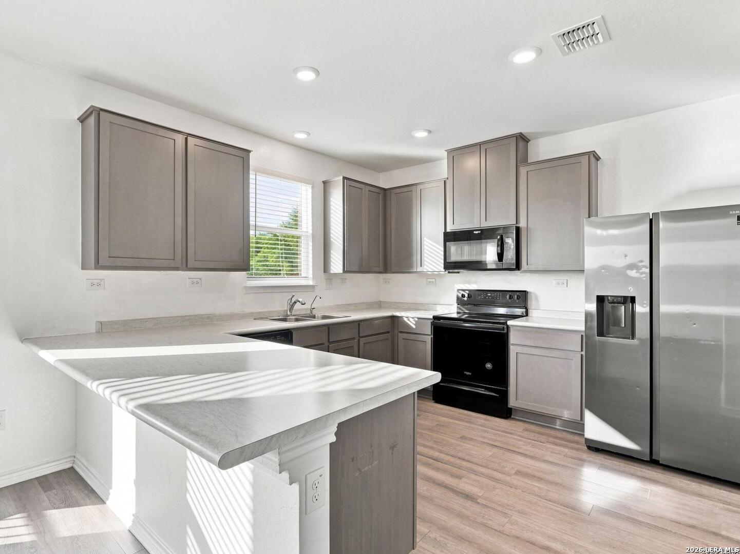 4459 Tivoli Drive Converse TX 78109