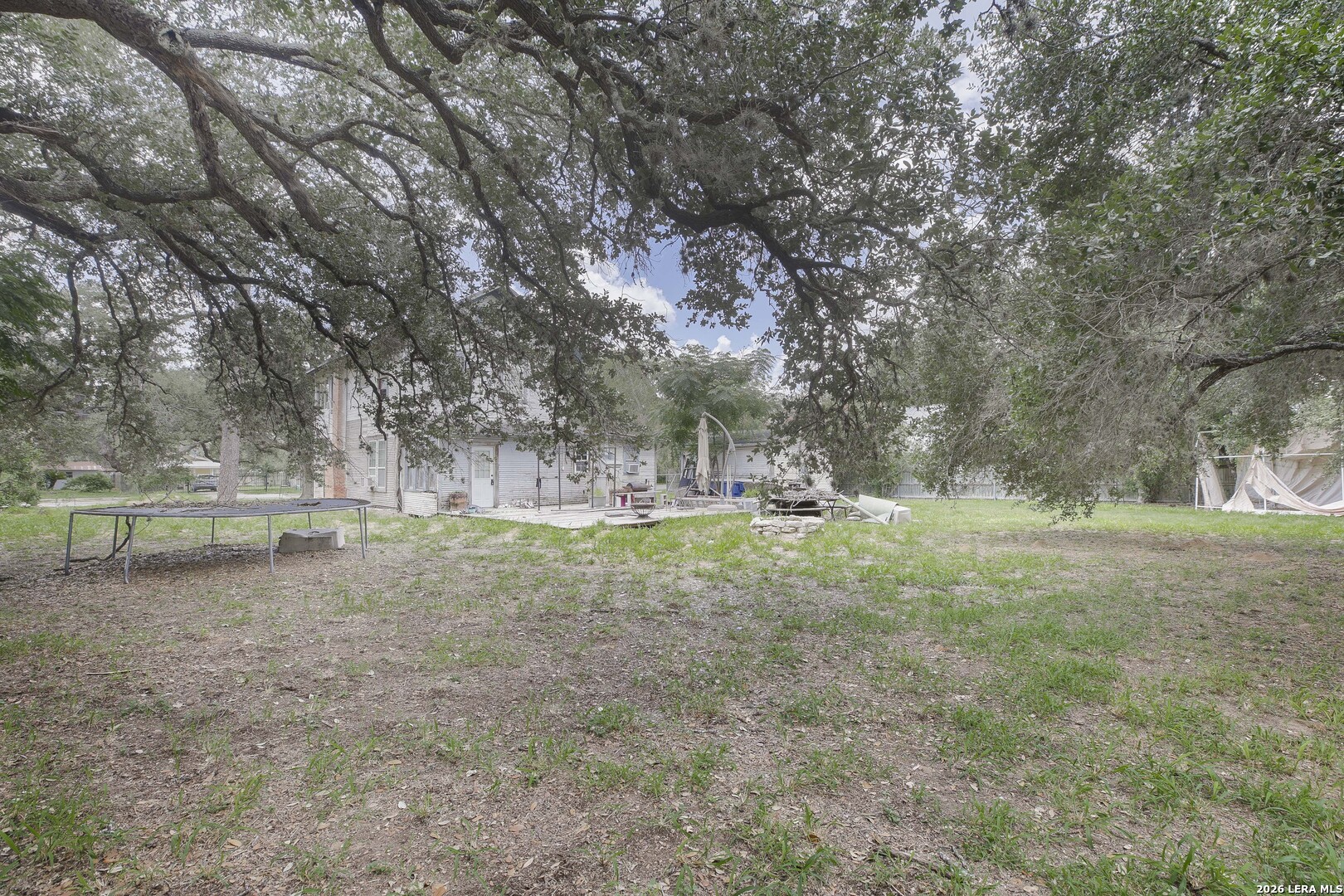 623 San Antonio Street Pleasanton TX 78064