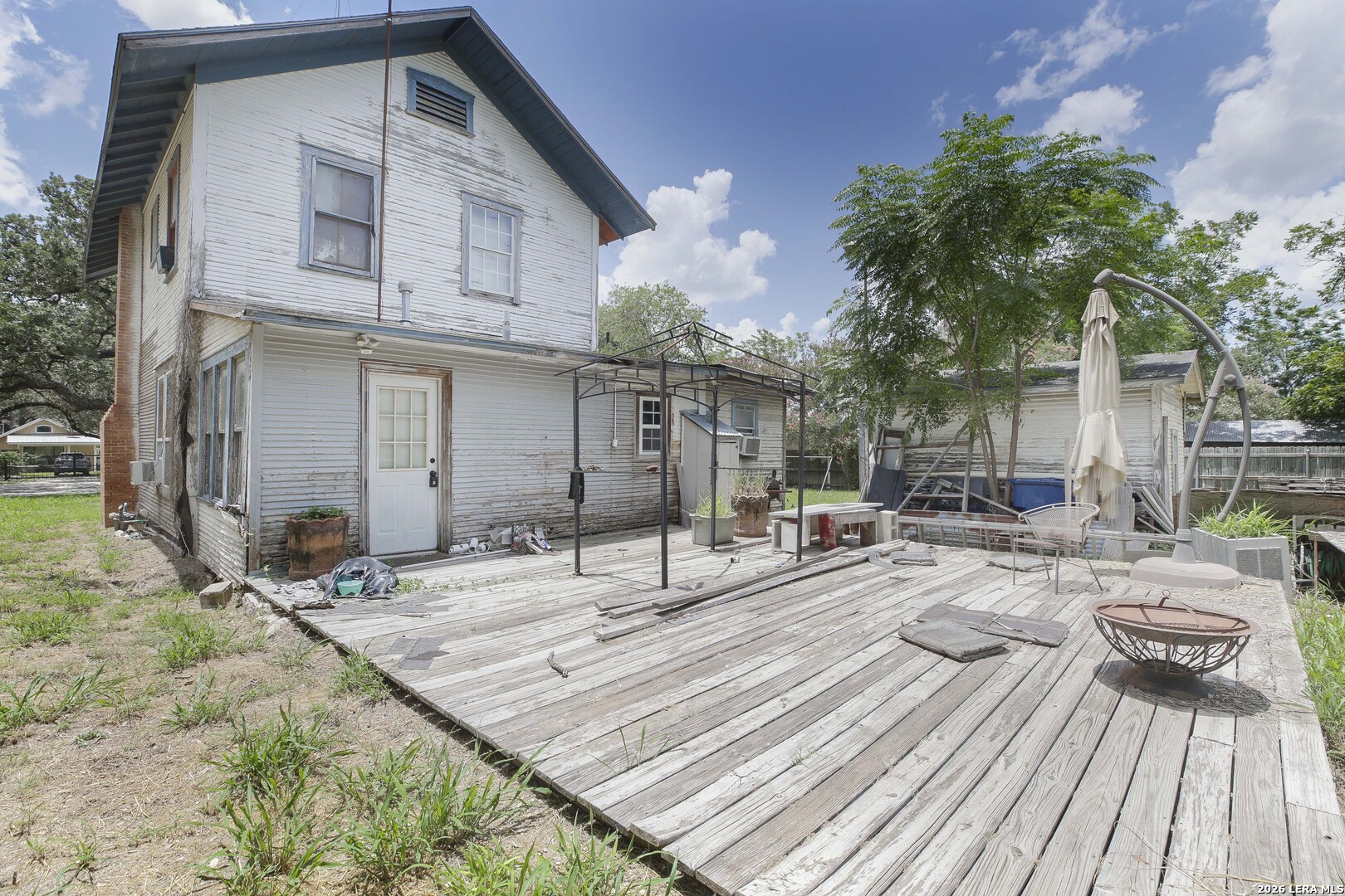 623 San Antonio Street Pleasanton TX 78064