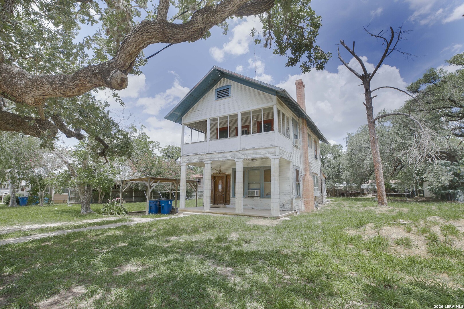 623 San Antonio Street Pleasanton TX 78064