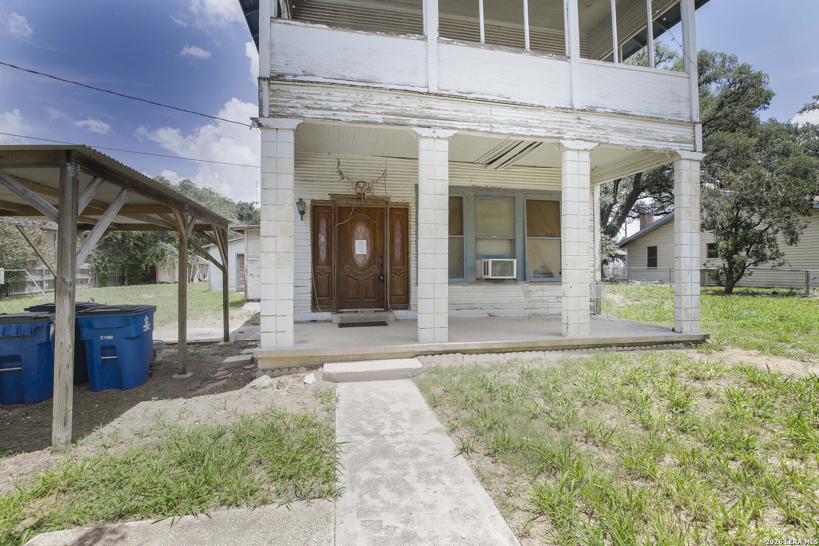 623 San Antonio Street Pleasanton TX 78064