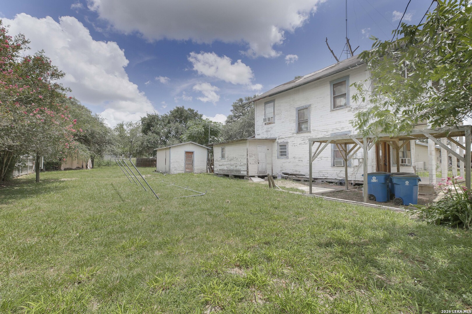 623 San Antonio Street Pleasanton TX 78064