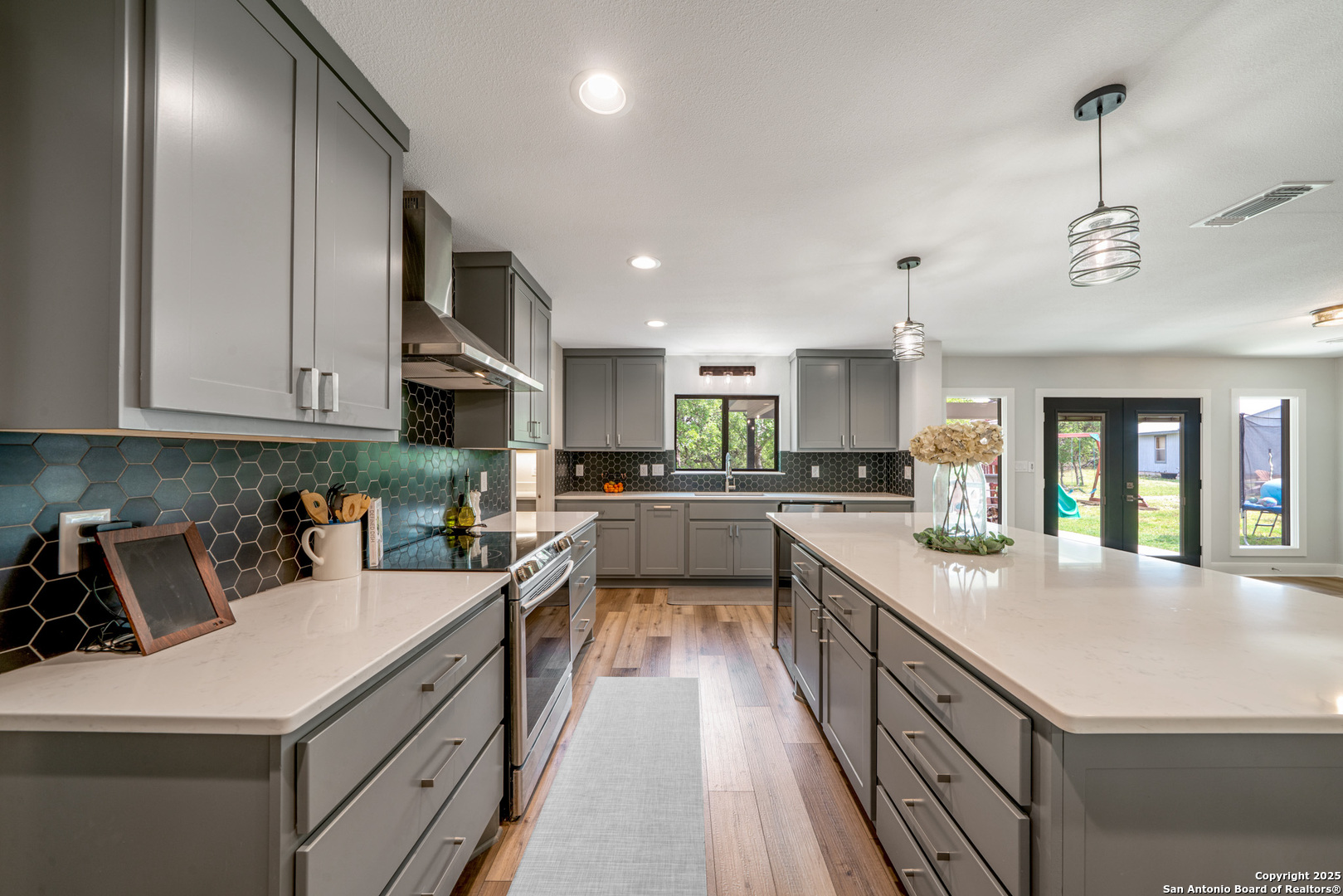 1397 Desert Gold Boerne TX 78006