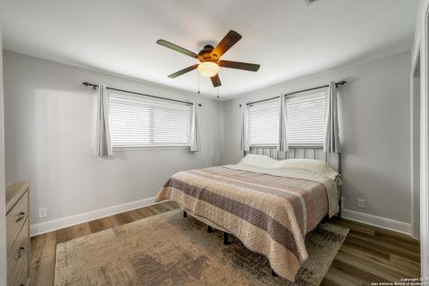 1397 Desert Gold Boerne TX 78006