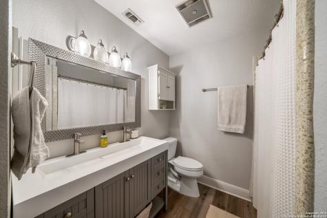 1397 Desert Gold Boerne TX 78006