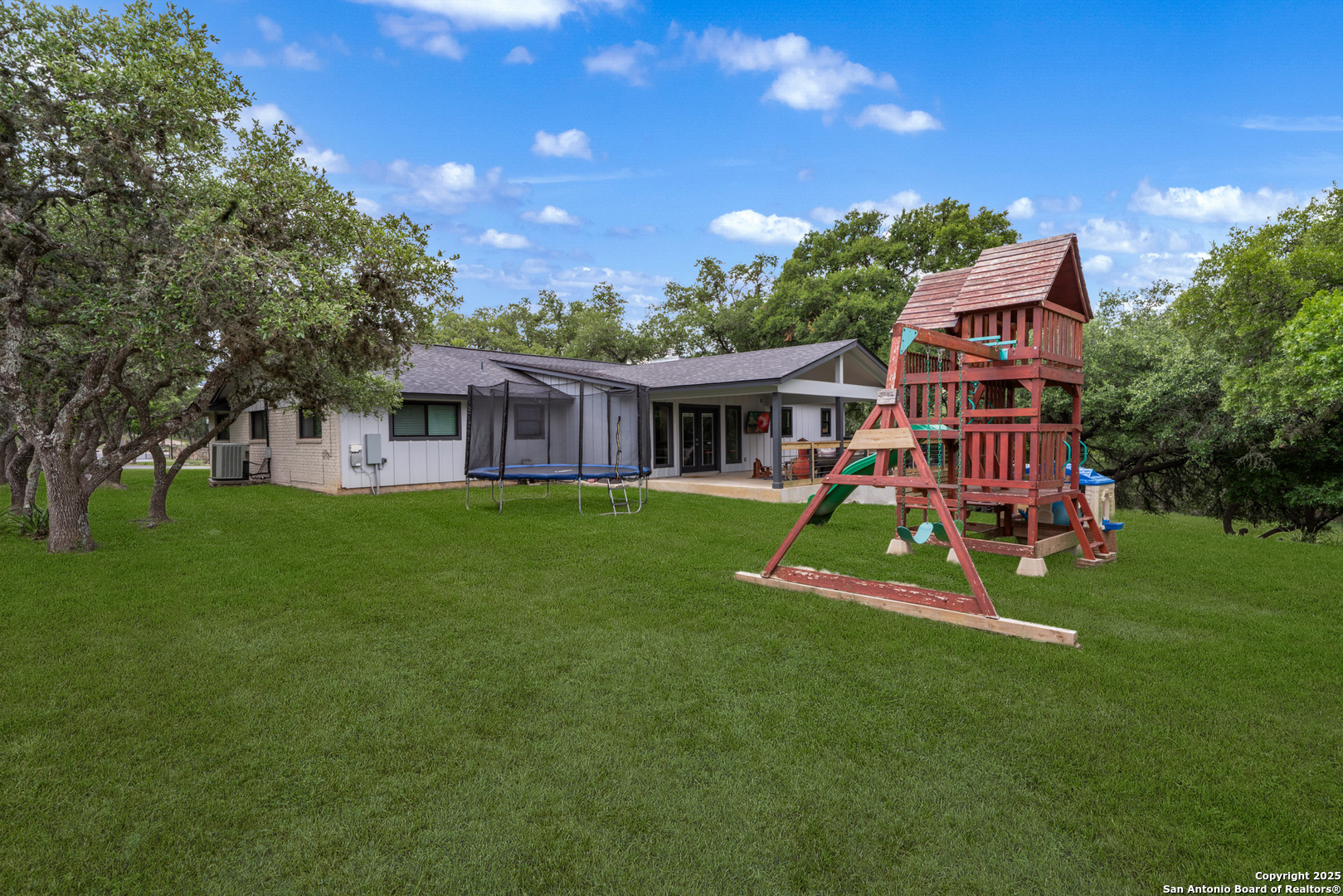 1397 Desert Gold Boerne TX 78006