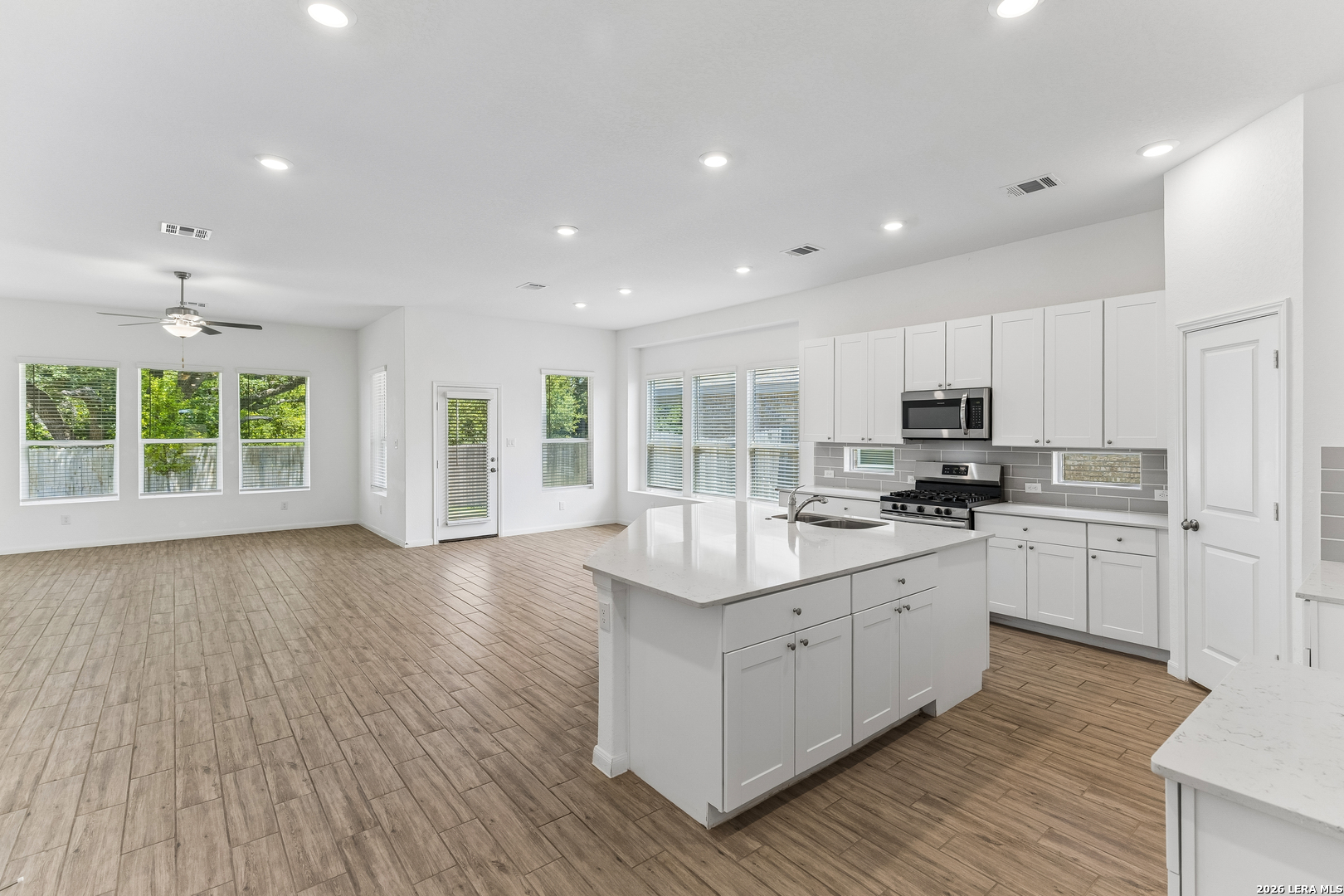 15049 Nettleton Mill San Antonio TX 78254