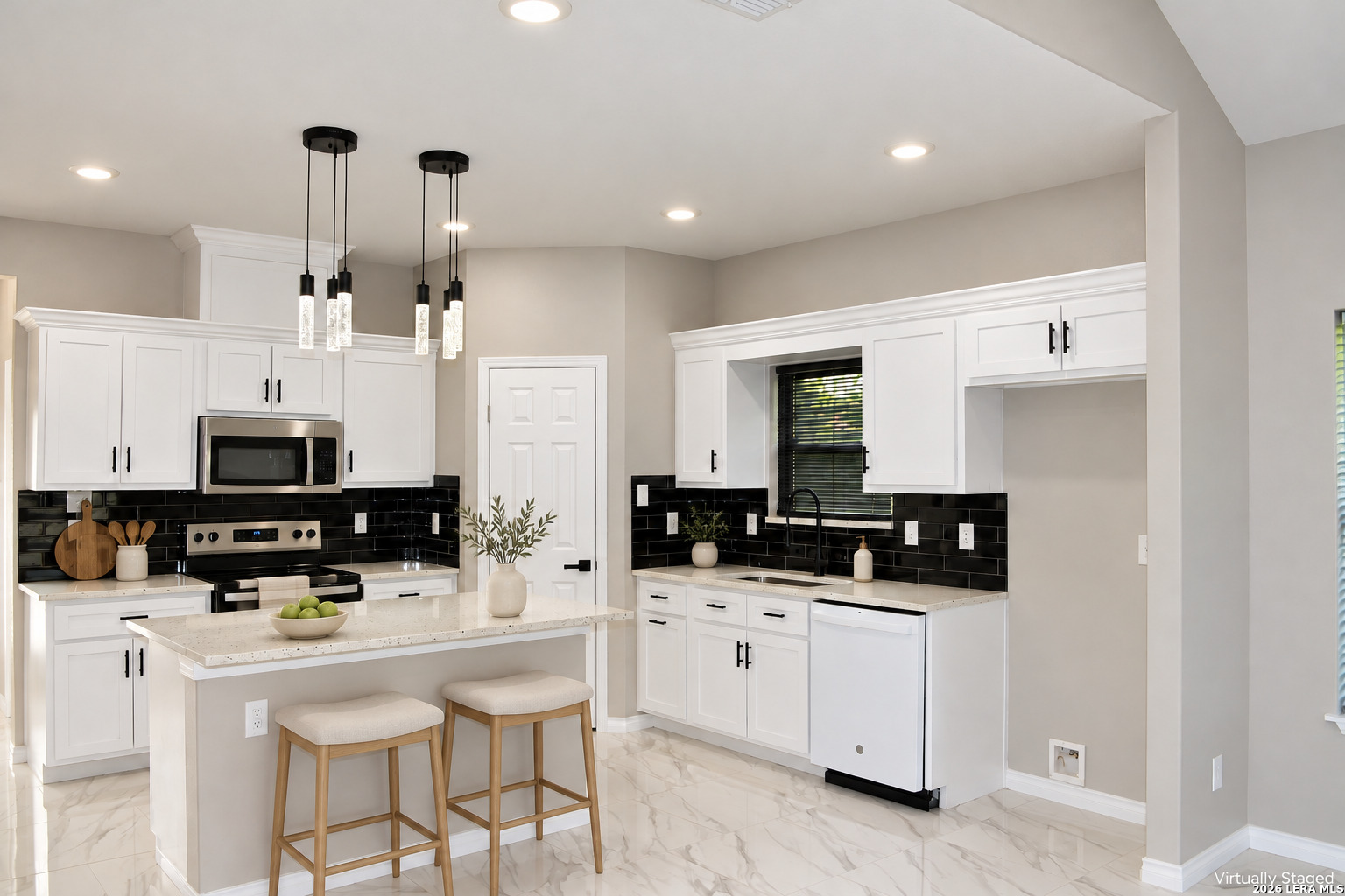 237 Avenue D Poteet TX 78065