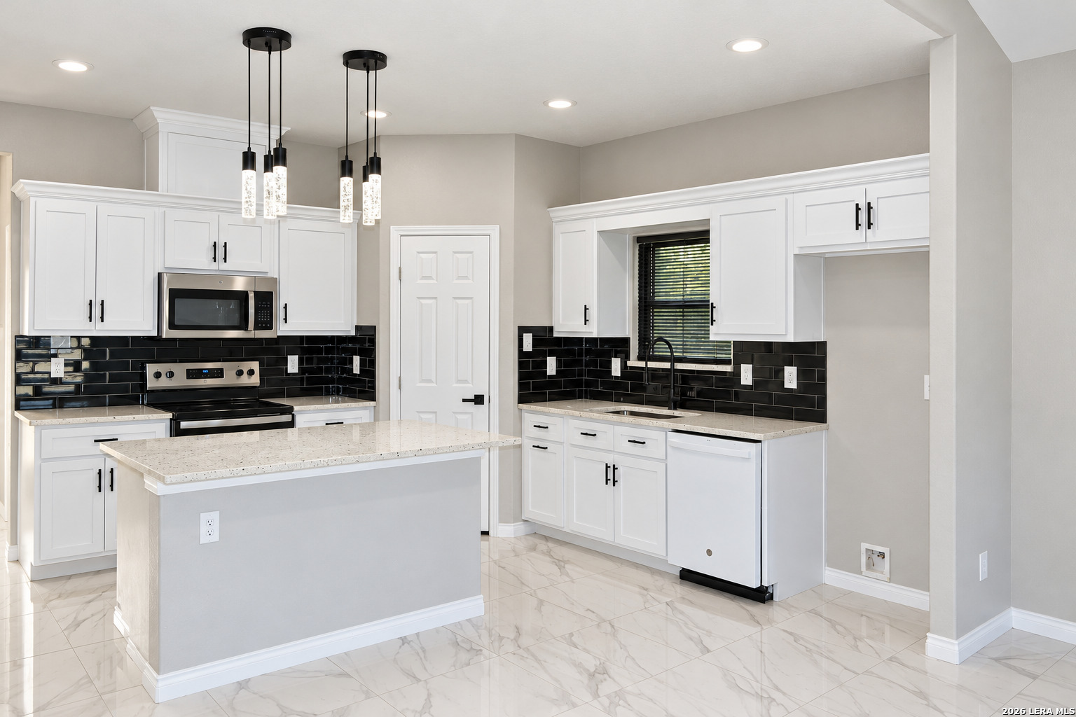 237 Avenue D Poteet TX 78065