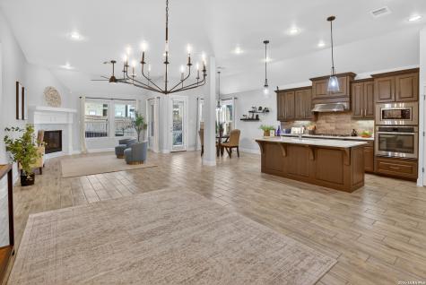 12019 Bailey Hills San Antonio TX 78253