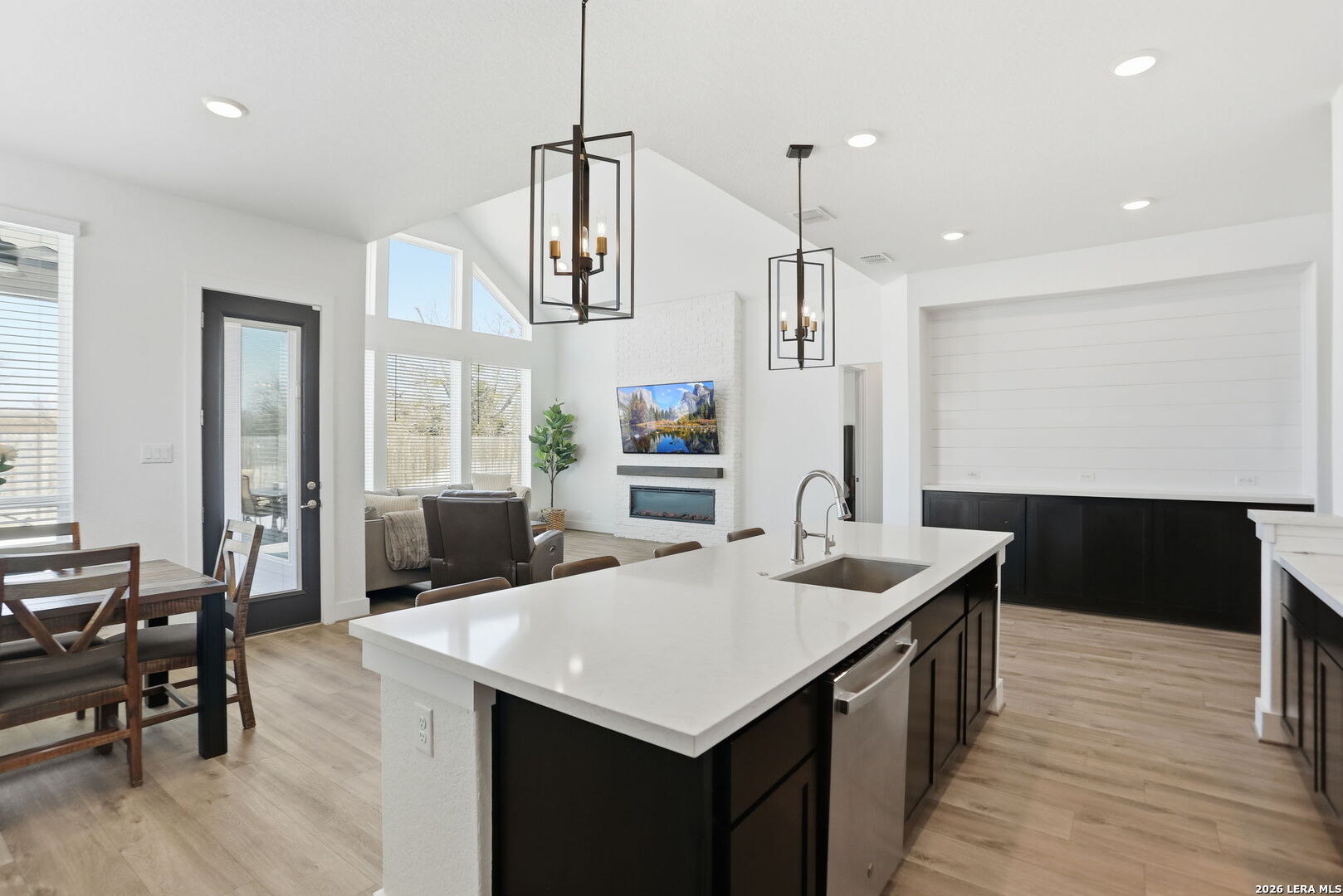 405 Corwin Cibolo TX 78108