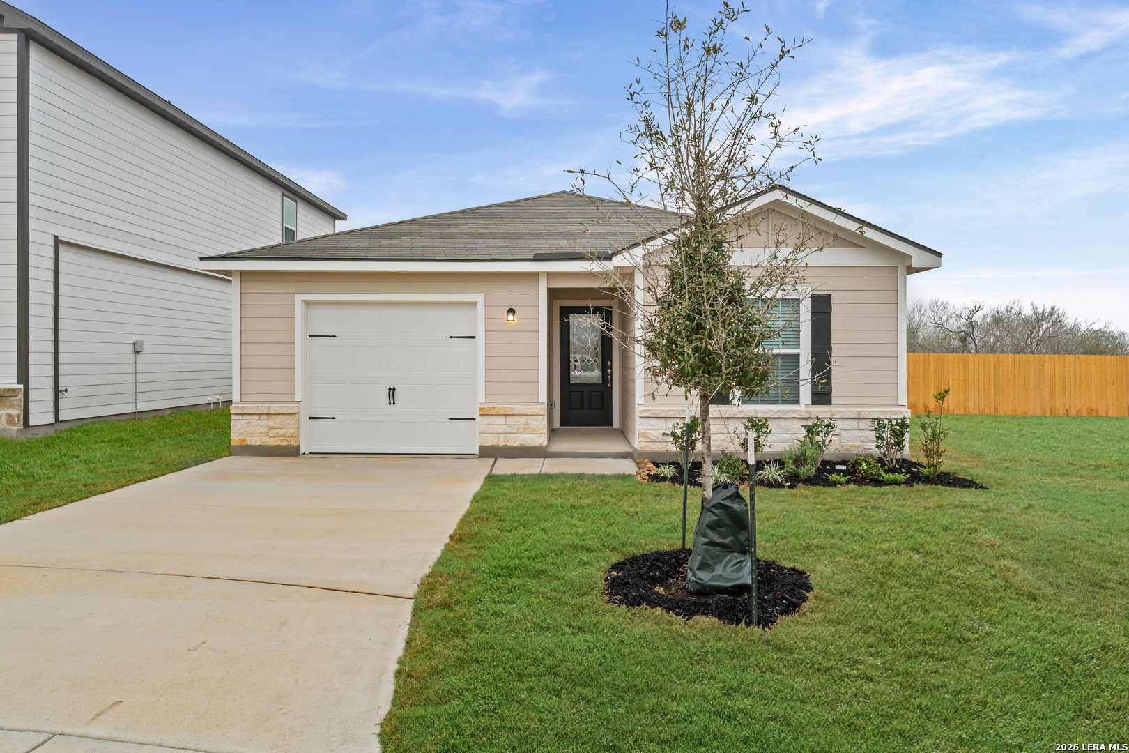 3419 Warlow Branch San Antonio TX 78109