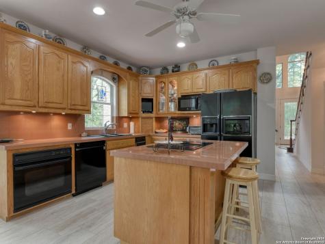 109A Ammann Boerne TX 78015