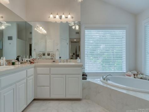 109A Ammann Boerne TX 78015