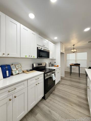 11442 Woollcott San Antonio TX 78251