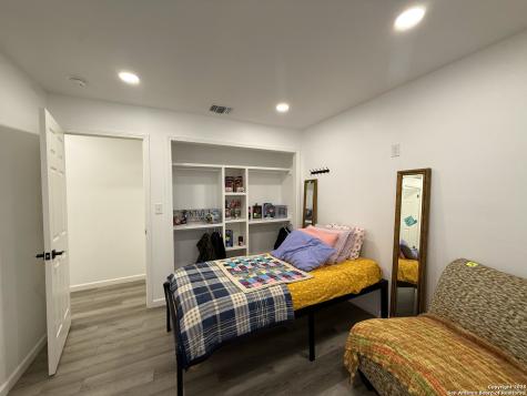 11442 Woollcott San Antonio TX 78251