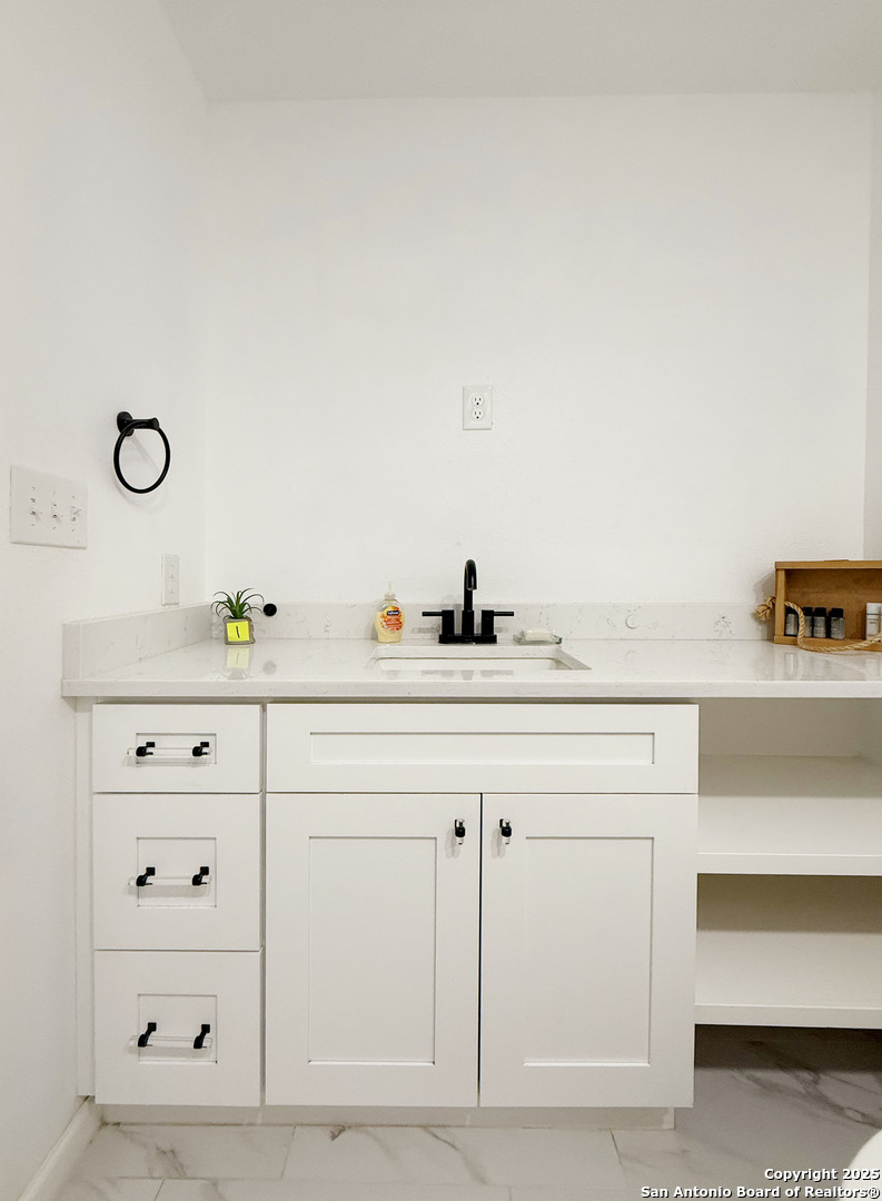 11442 Woollcott San Antonio TX 78251