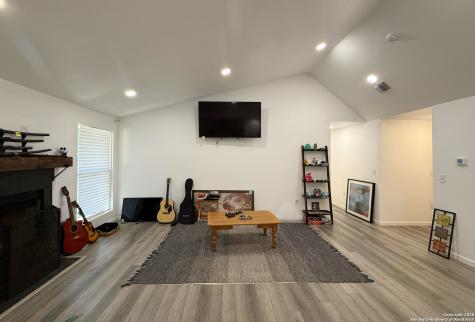 11442 Woollcott San Antonio TX 78251