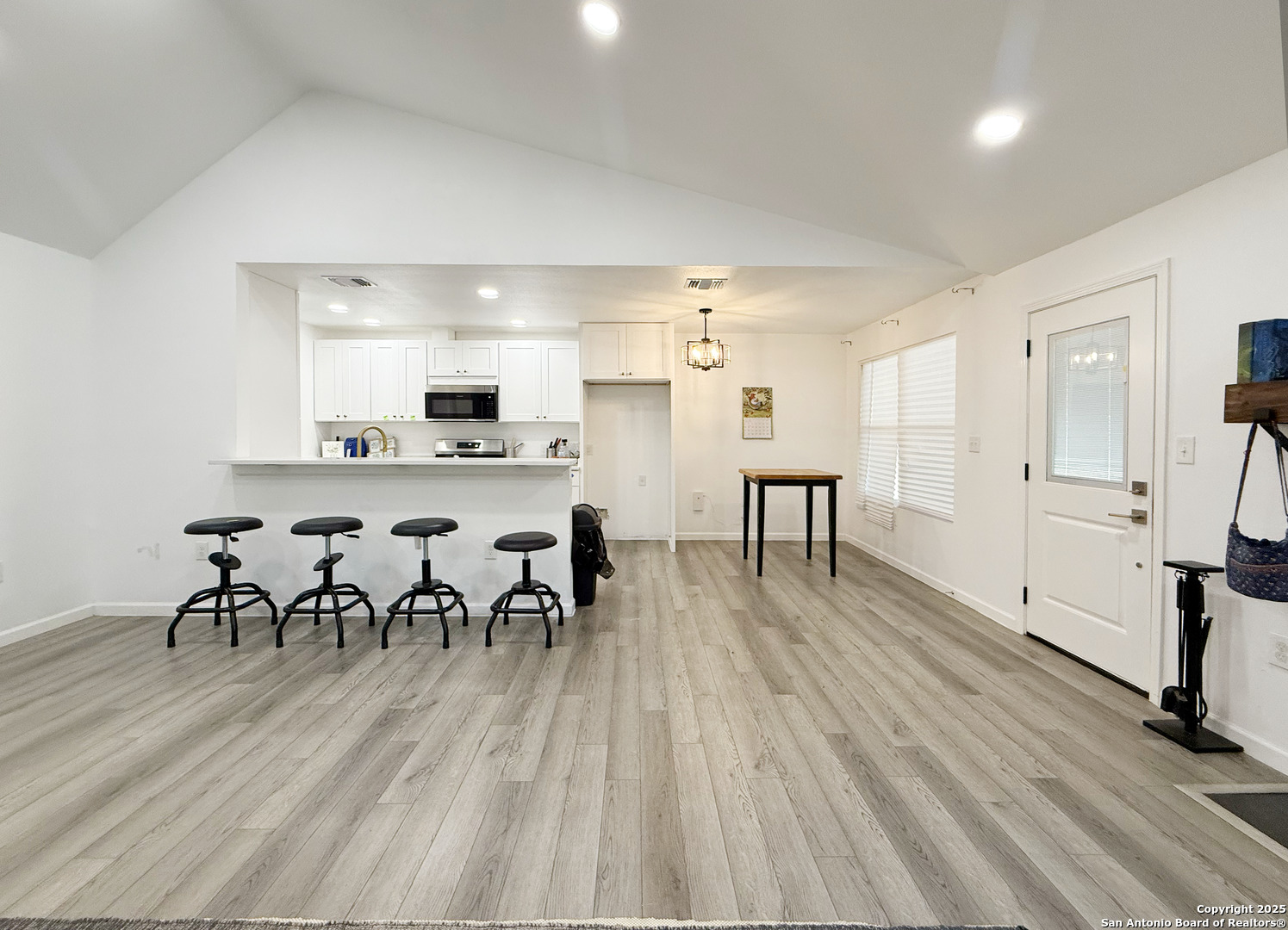 11442 Woollcott San Antonio TX 78251