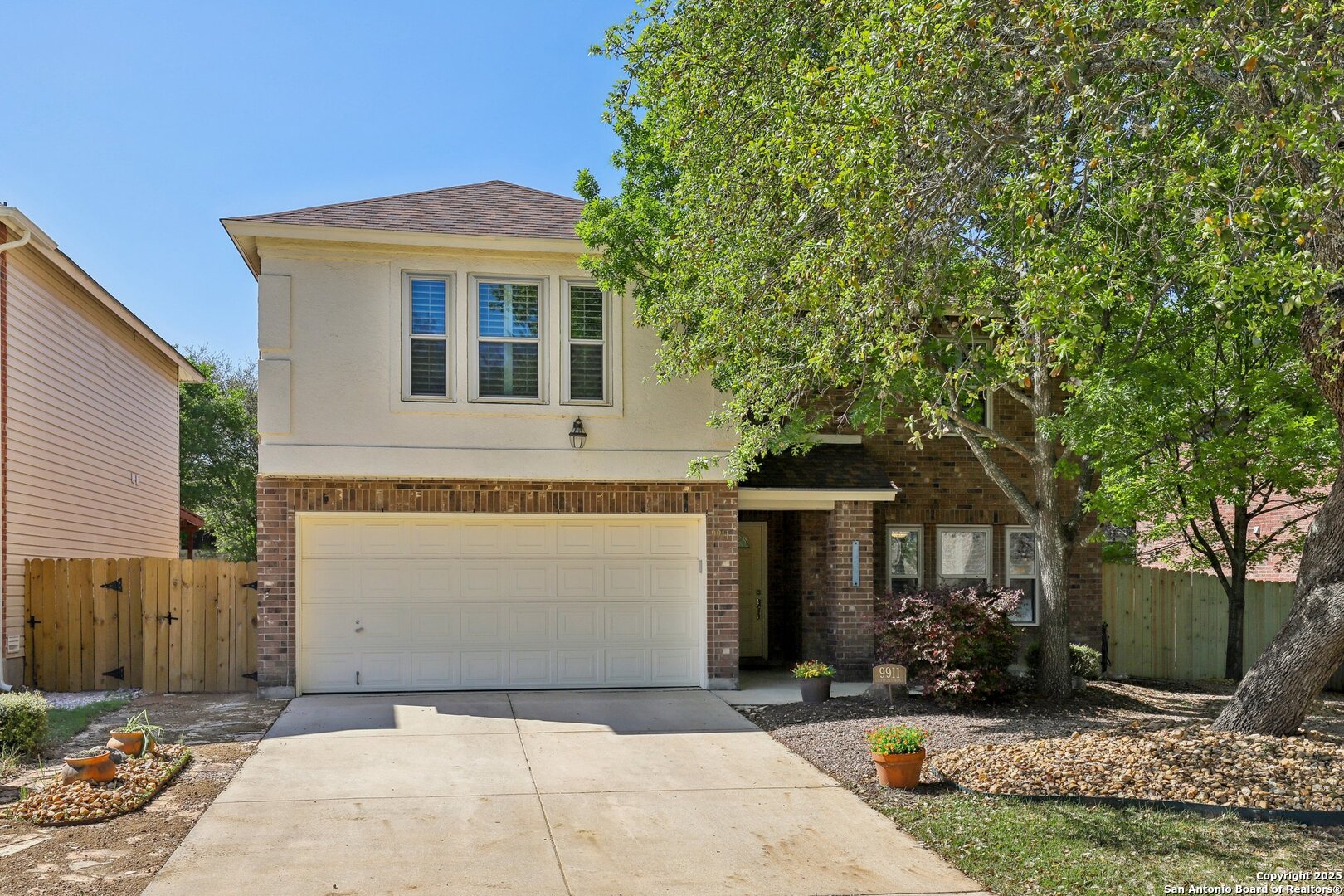 9911 Stonefield Place San Antonio TX 78254