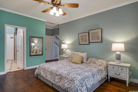 26335 Marsh Pond San Antonio TX 78260