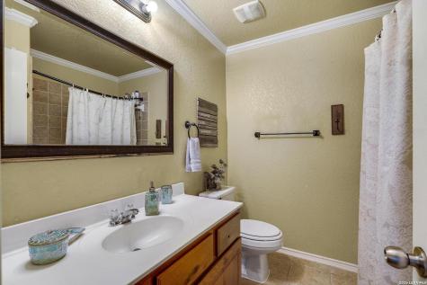 26335 Marsh Pond San Antonio TX 78260
