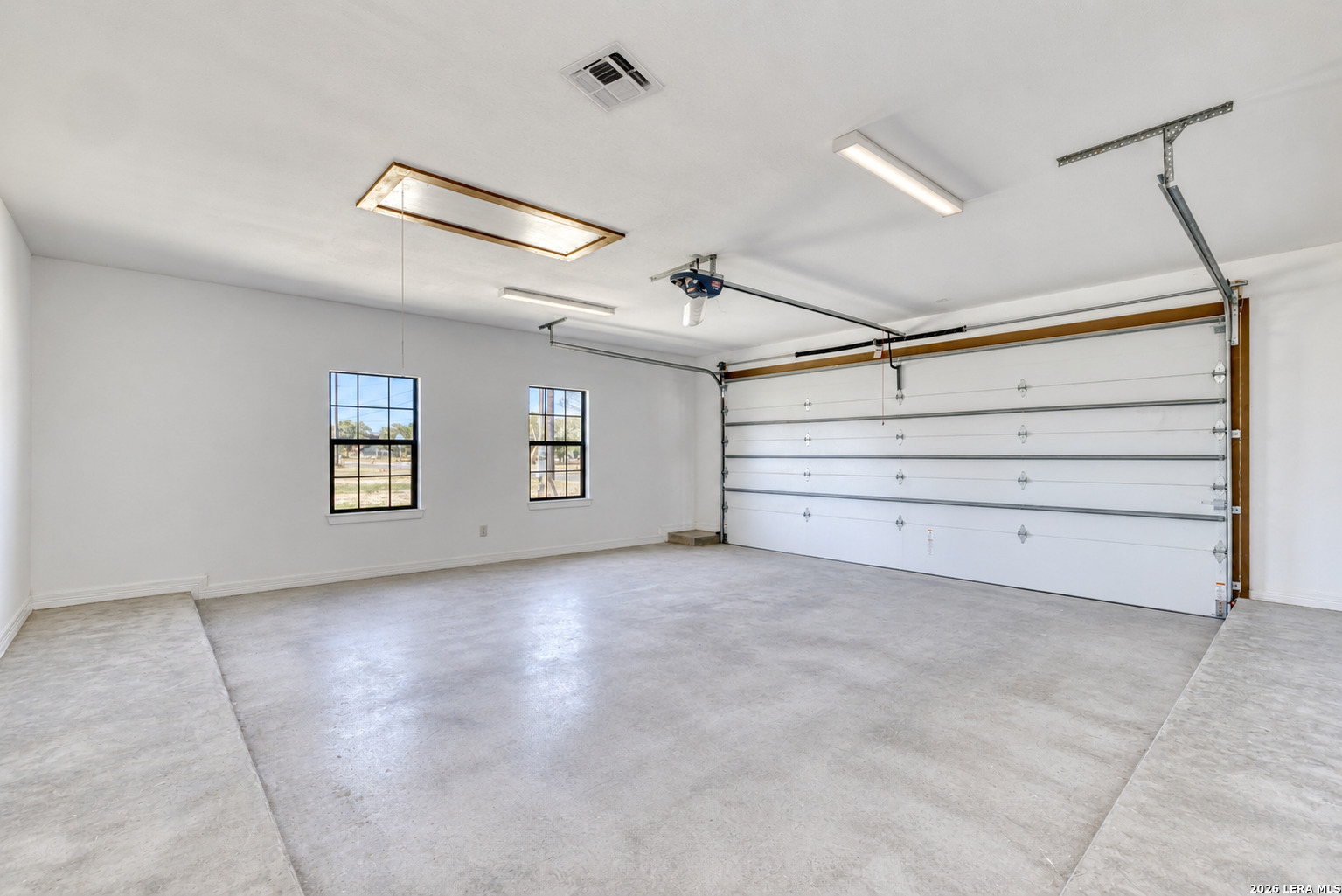 221 N Benson Road Uvalde TX 78801