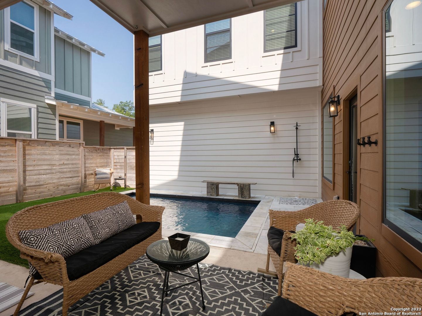 1136 Hauptstrasse New Braunfels TX 78130