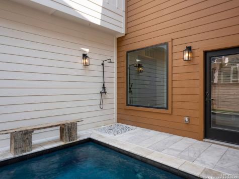 1136 Hauptstrasse New Braunfels TX 78130