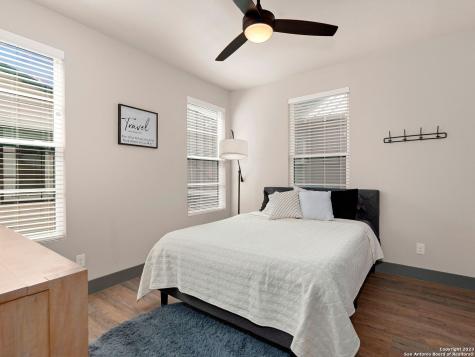 1136 Hauptstrasse New Braunfels TX 78130