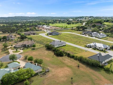 26604 Hunters Grove Court Spicewood TX 78669