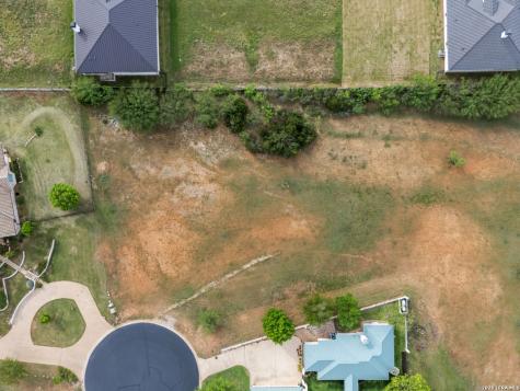26604 Hunters Grove Court Spicewood TX 78669