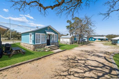 16838 Ranch Road 2241 Tow TX 78672